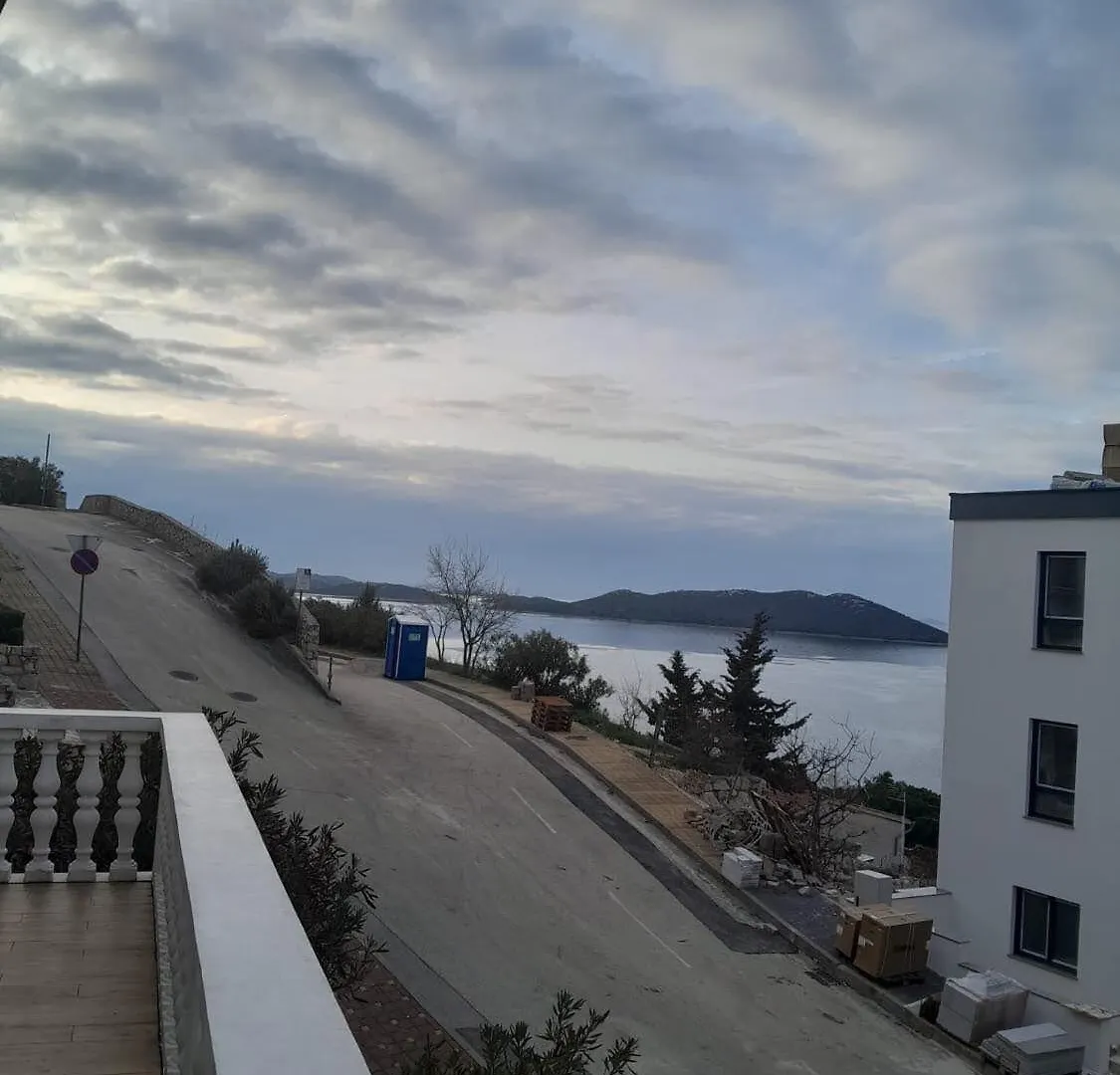 Apartments Josip Drage
